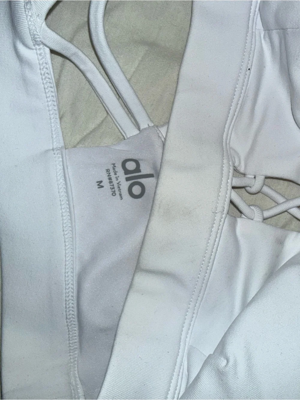 NWT Alo Yoga White Air Brush Leggings & Starlet Lace Bra set